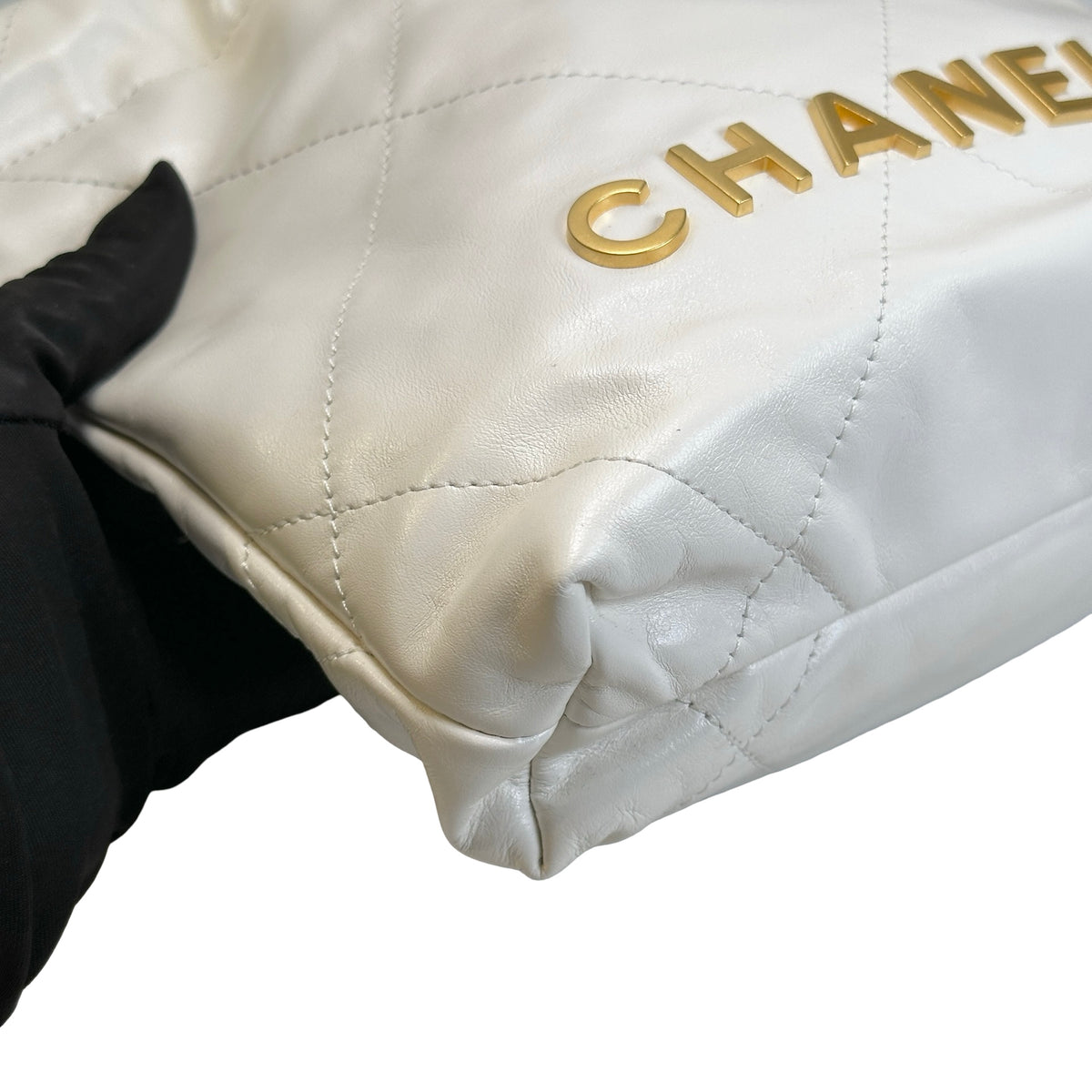 Used CHANEL Calfskin 22 Bag Mini Chain shoulder bag White GHW