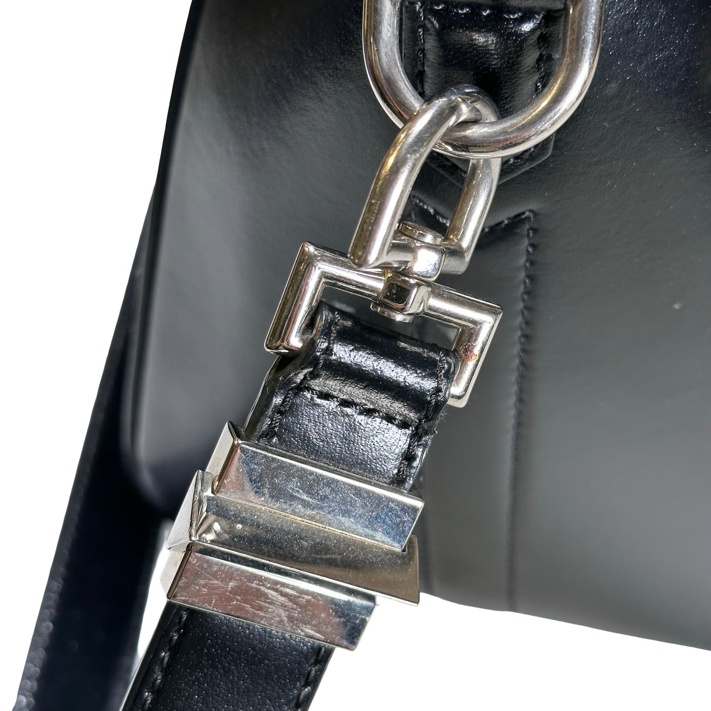 Used GIVENCHY Smooth Leather Antigona Handbag Black
