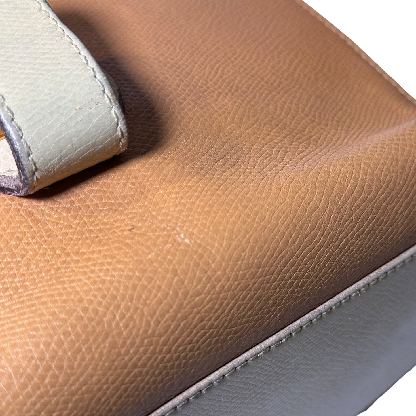 Used LOEWE Lambskin Leather Vintage Shoulder Shoulder Bag Beige Yellow