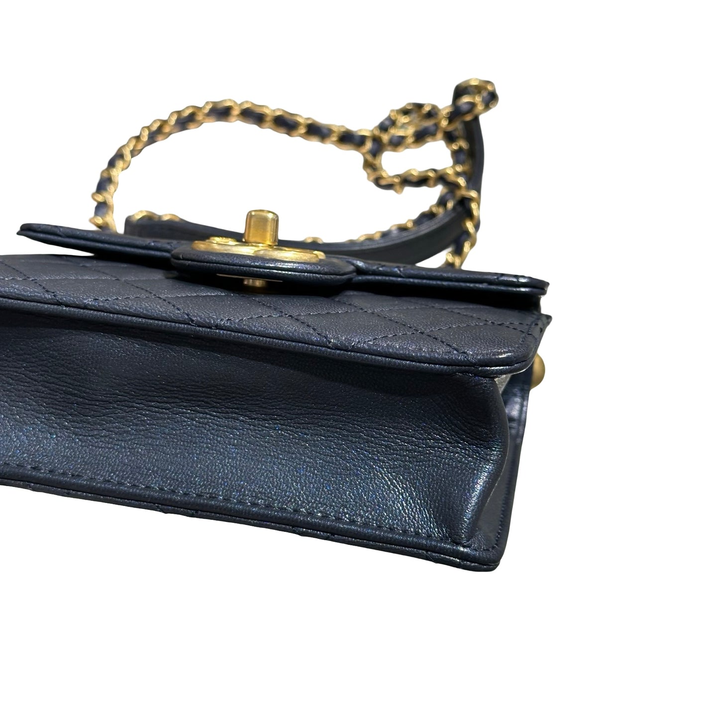 CHANEL PEARL FLAP BAG SMALL [3000558]