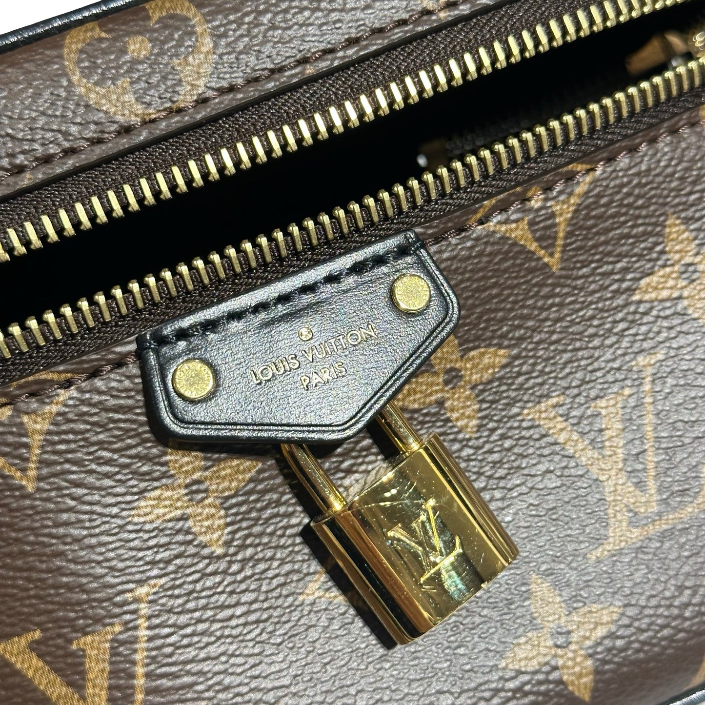 Used LOUIS VUITTON Coated Canvas Monogram Vanity Chain Pouch Two Way Shoulder Bag Brown Black GHW
