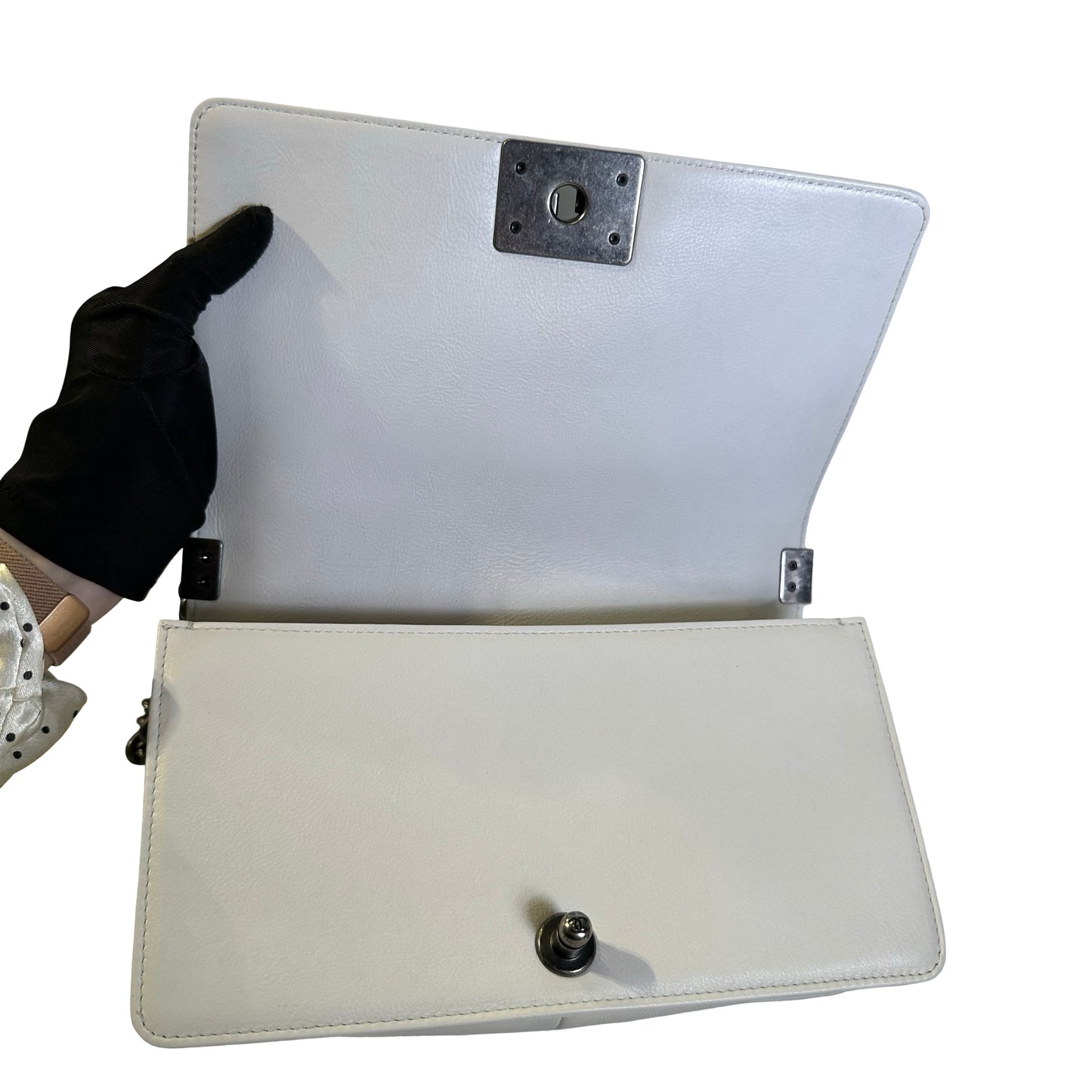 Used CHANEL Quilted Calfskin Boy Chain Shoulder Bag White