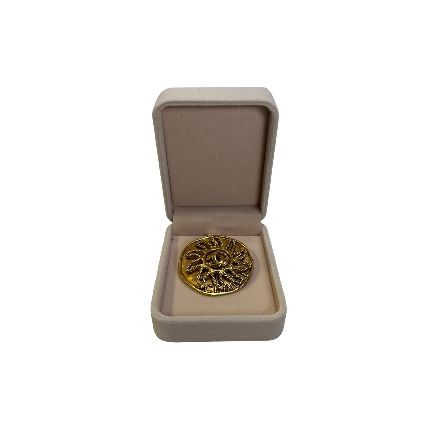 Used CHANEL Metal Vintage Brooch Brooch Gold