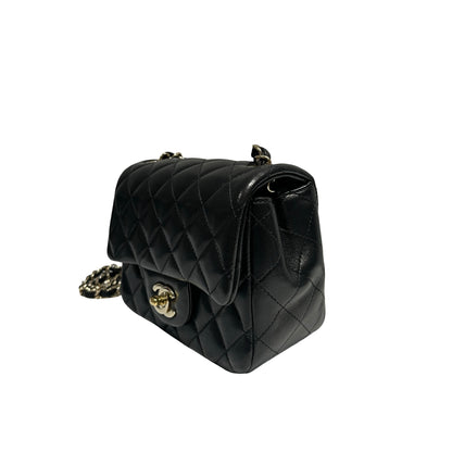 CHANEL MINI FLAP 17 SHOULDER BAG [3000363]