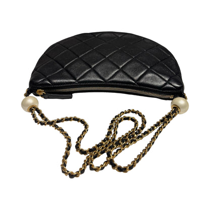 CHANEL PEARL CHAIN BAG [20000324]