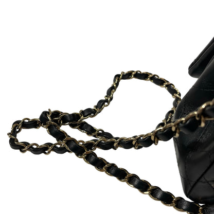 CHANEL Chain Shoulder Bag