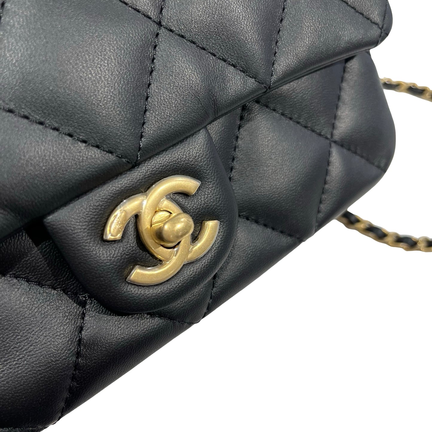 Used CHANEL Quilted Lambskin Mini Flap Bag Chain Shoulder Bag Black GHW