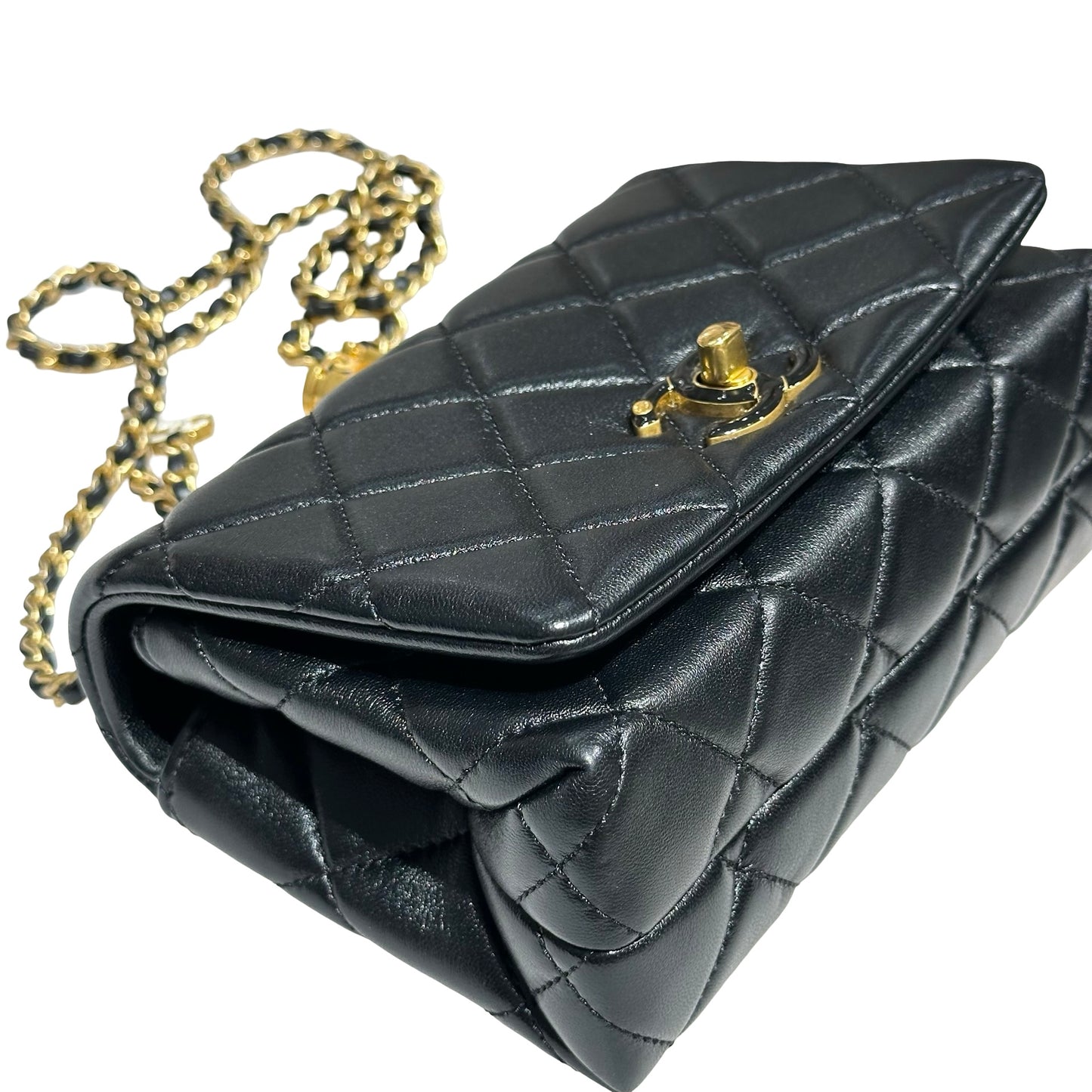 CHANEL 24 A SMALL FLAP BAG [3000764]