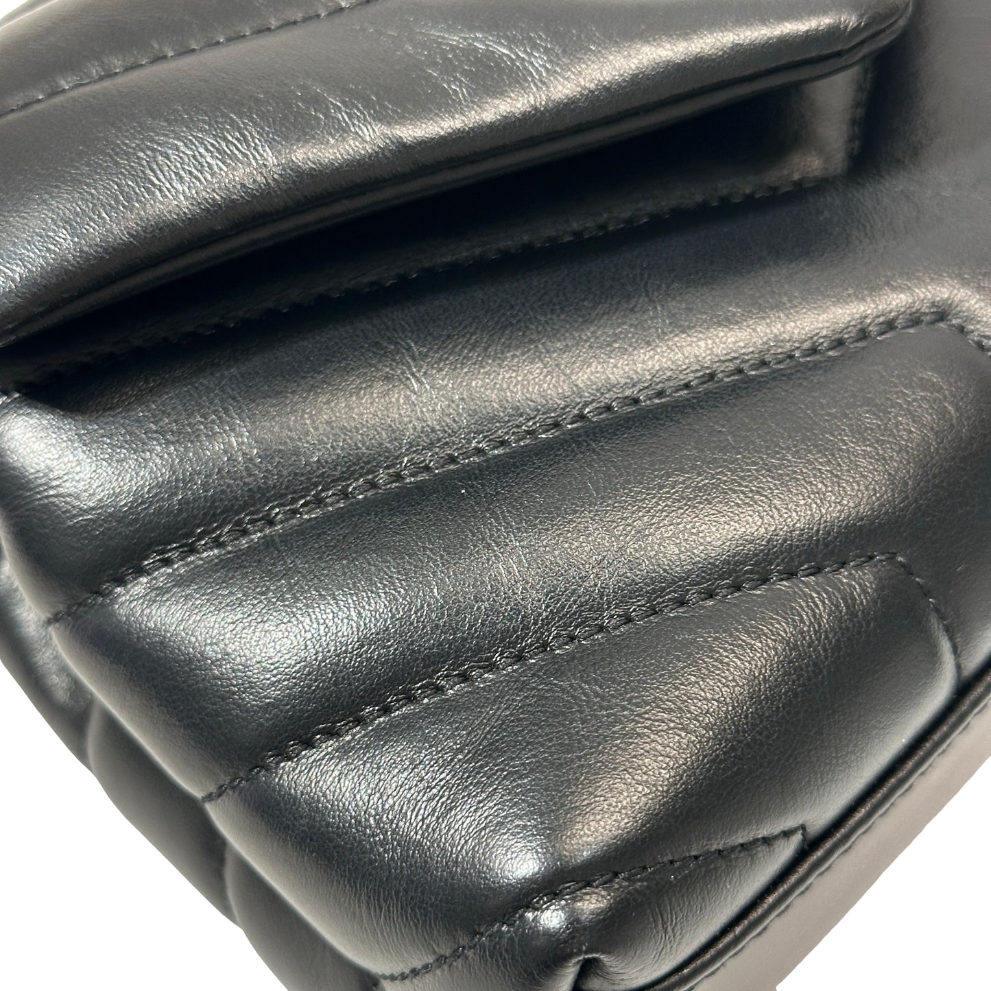 SAINT LAURENT Matelassé Calfskin Loulou Shoulder Bag Black