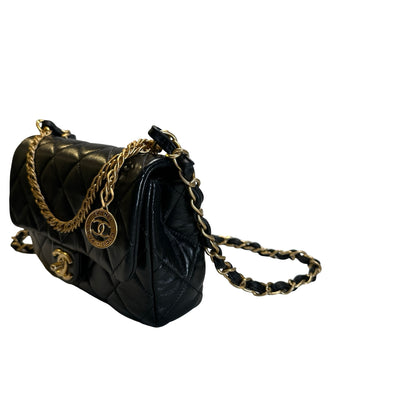 Used CHANEL Quilted Leather Classic Flap Chain shoulder bag Black Gold