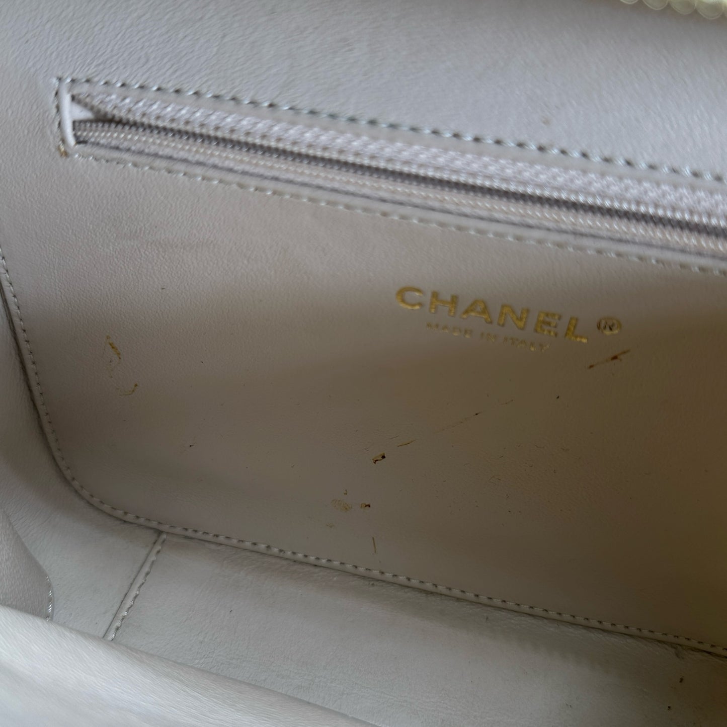Used CHANEL Quilted Caviar Vanity Case Vanity case White