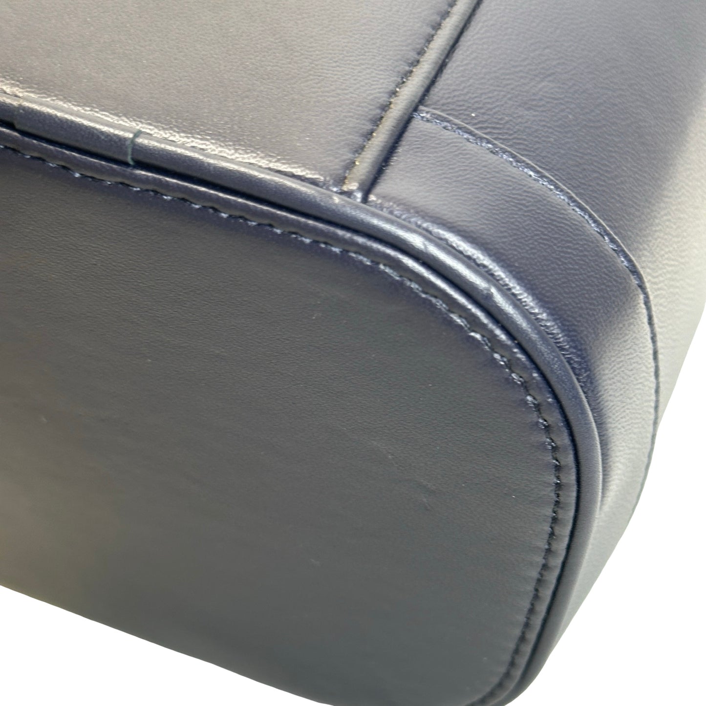 Used CHANEL Lambskin Vanity case Vanity case Navy GHW
