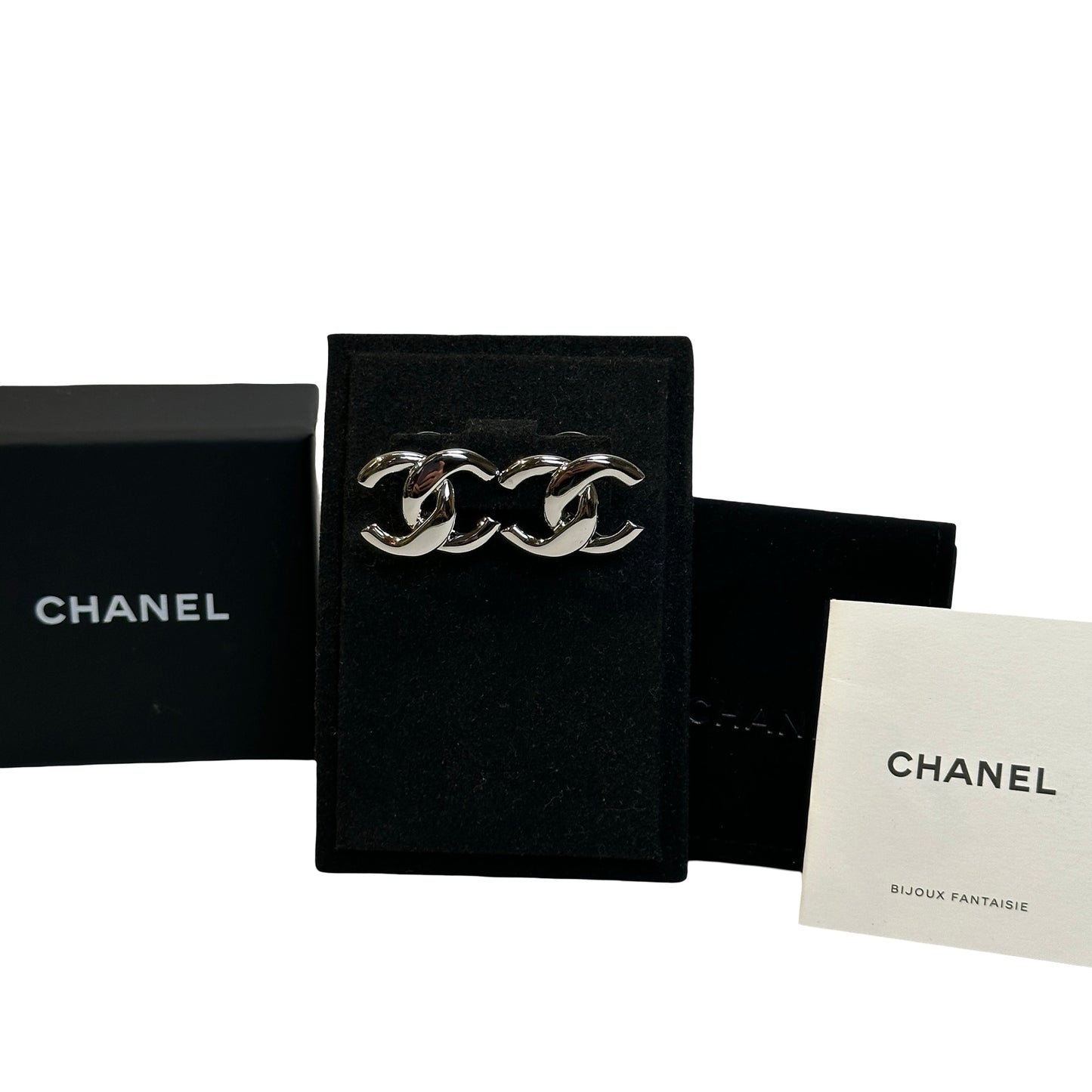Brand New CHANEL Metal CC logo Earrings Silver
