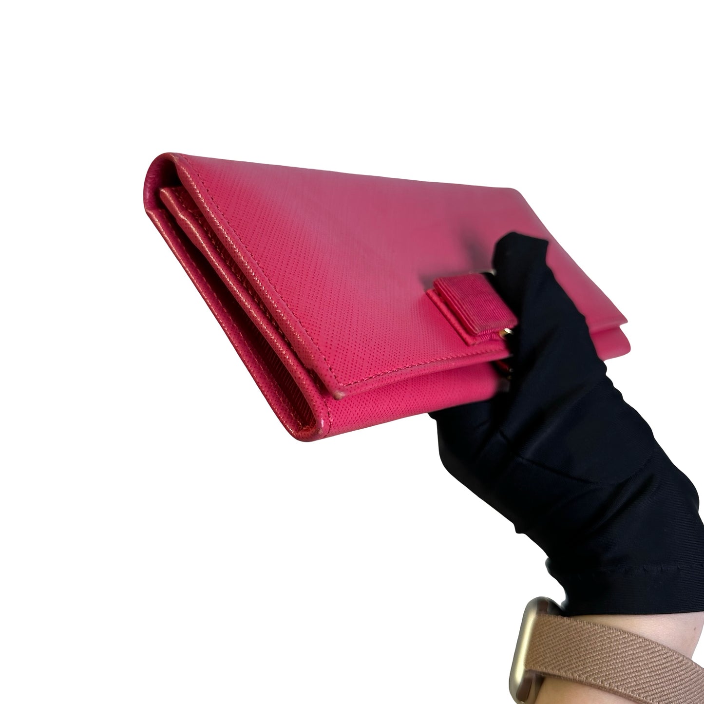 Used SALVATORE FERRAGAMO Saffiano Leather Vara Bow Flap Wallet Long wallet Pink