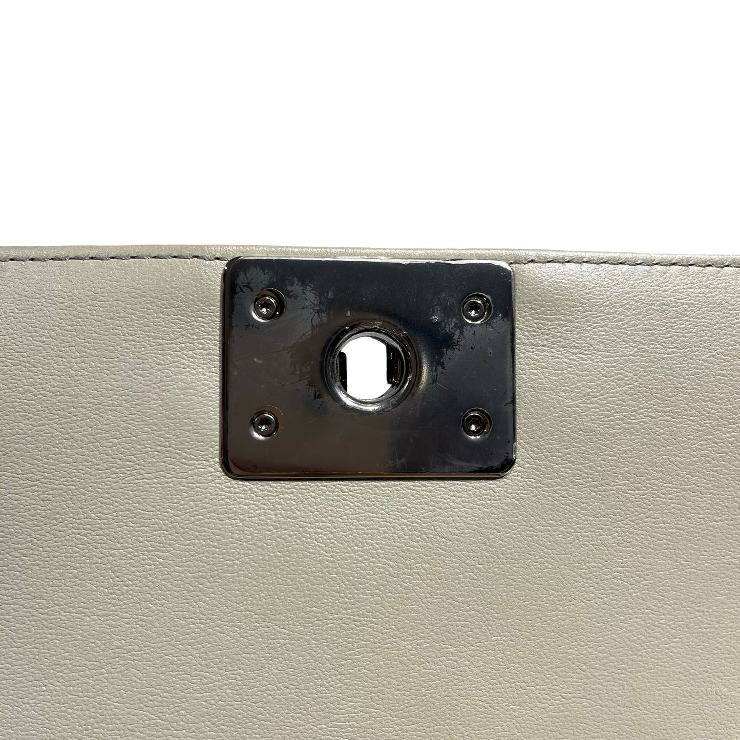 CHANEL BOY 25 GREY CALF SKIN [3000531]