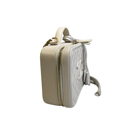 Used CHANEL Quilted Caviar Vanity Case Vanity case White