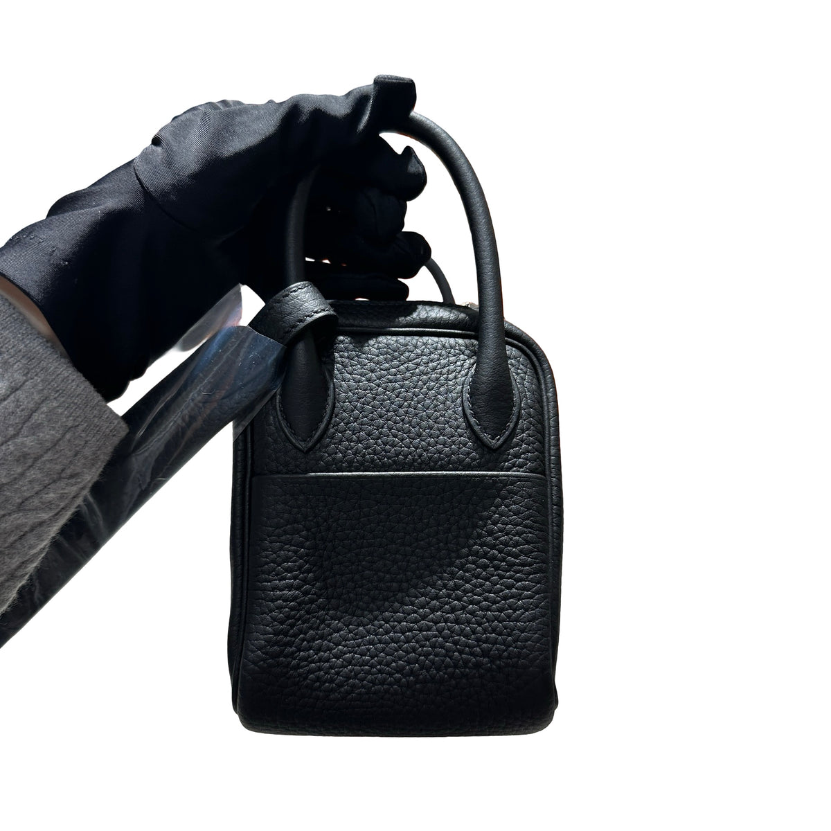 Brand New HERMES Clemence Lindy Handbag Black