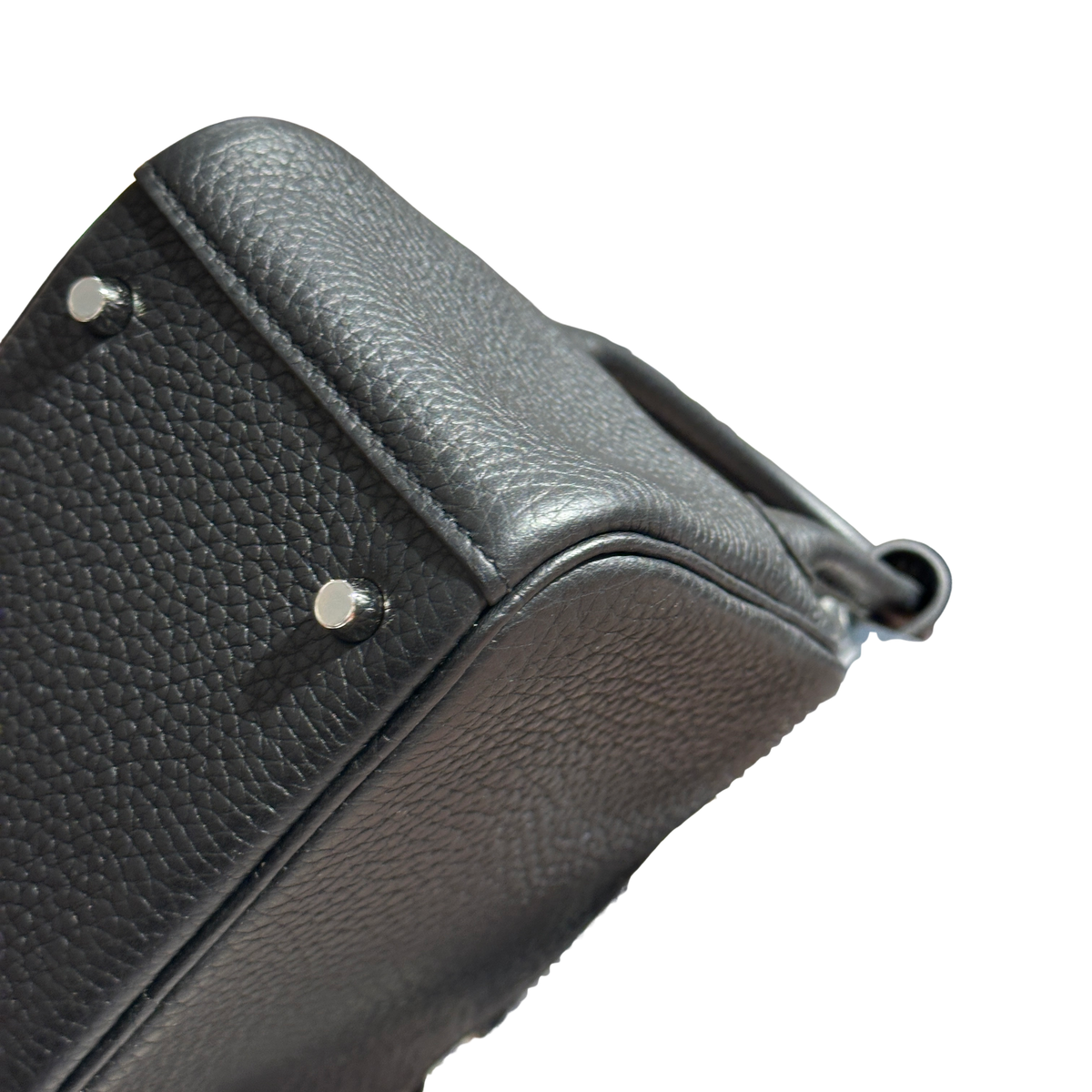 Brand New HERMES Clemence Leather Lindy Mini Handbag Black