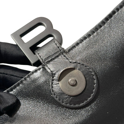 Used BALENCIAGA Quilted Calfskin Crush Chain Shoulder Bag Black