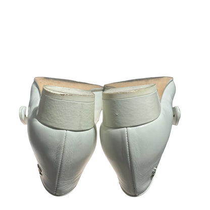 CHANEL HEELS [3001005]