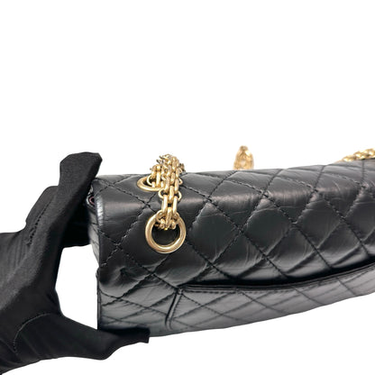 CHANEL Chain Shoulder Bag
