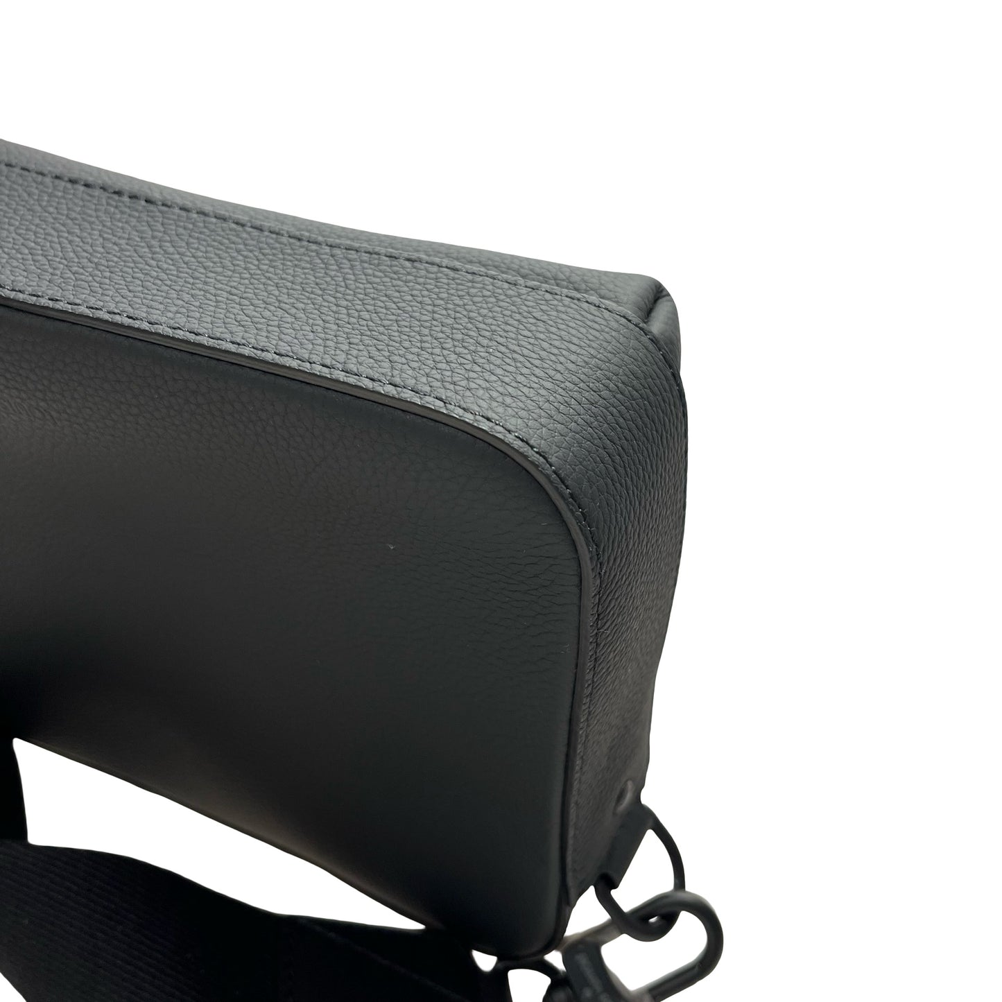 Unused LOUIS VUITTON Calfskin Leather Fastline Messenger Cross Body Bag Black