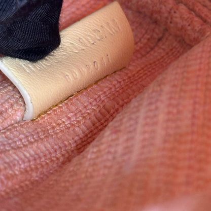 Used BURBERRY Knit Croissant Hobo Bag Cream Pink