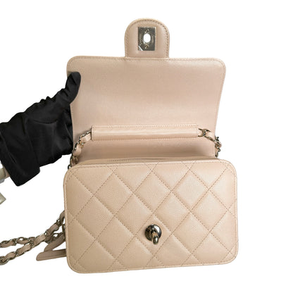 Used CHANEL Quilted Caviar Flap Bag Chain Shoulder Bag Beige