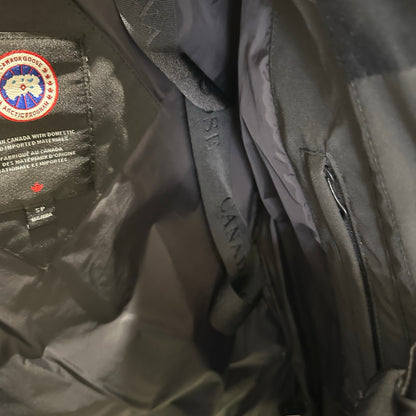 Used CANADA GOOSE Solid Jacket Black