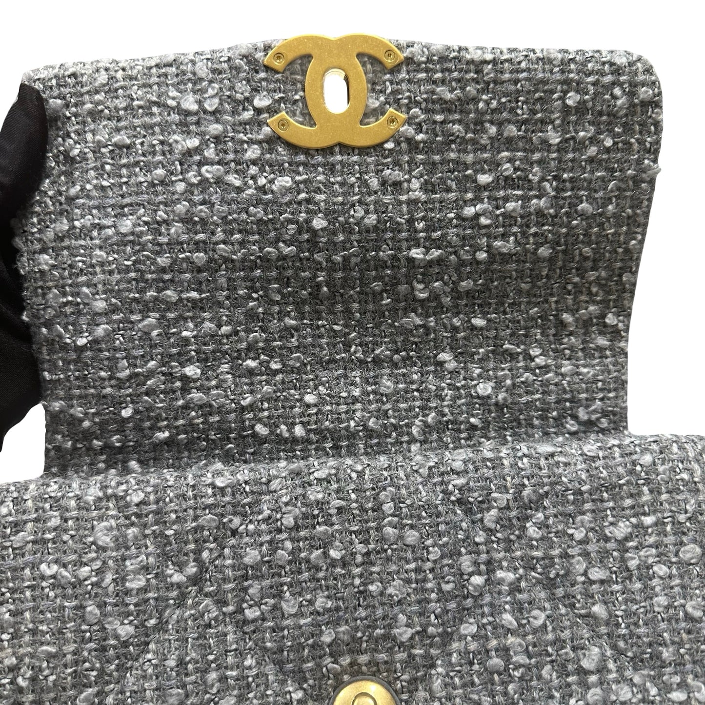 Used CHANEL Tweed Chanel 19 Chain Shoulder Bag Grey，GHW