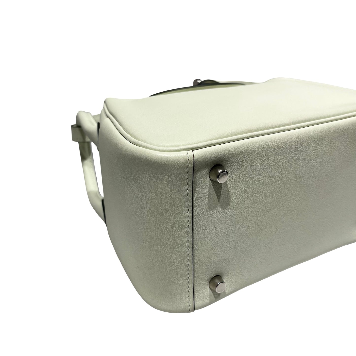 Unused HERMÈS Calfskin Leather Mini Lindy swift Shoulder Bag PHW Mint green