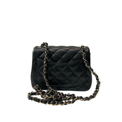 CHANEL Chain Shoulder Bag