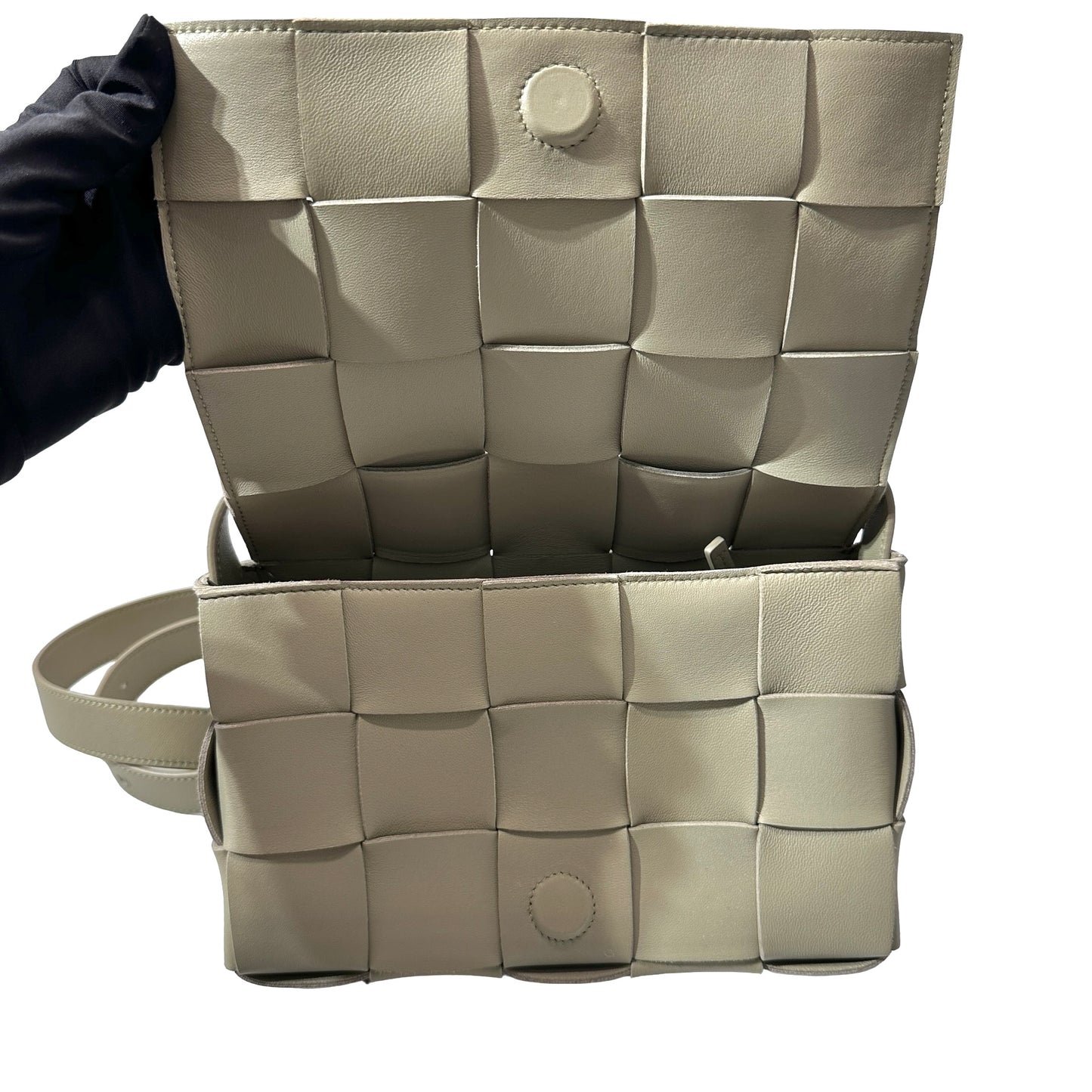 Used BOTTEGA VENETA Intrecciato Leather Cassette Shoulder Bag Green