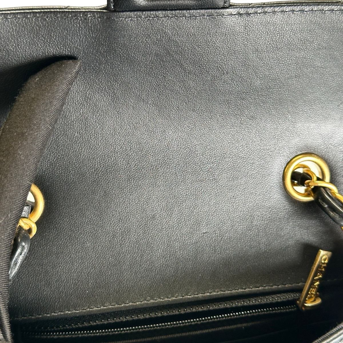 Used CHANEL Quilted Lambskin Mini Flap Bag Shoulder Bag Black Gold