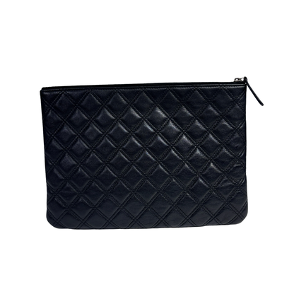 CHANEL BLACK LAMBSKIN CLUTCH PHW [20004170]