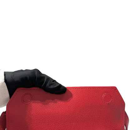 Used BURBERRY Calfskin Leather Cross body Cross Body Bag Red GHW