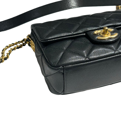 CHANEL FLAP BAG 20 CM [3000172]