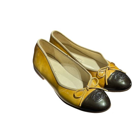 CHANEL YELLOW SHOES [3001028]