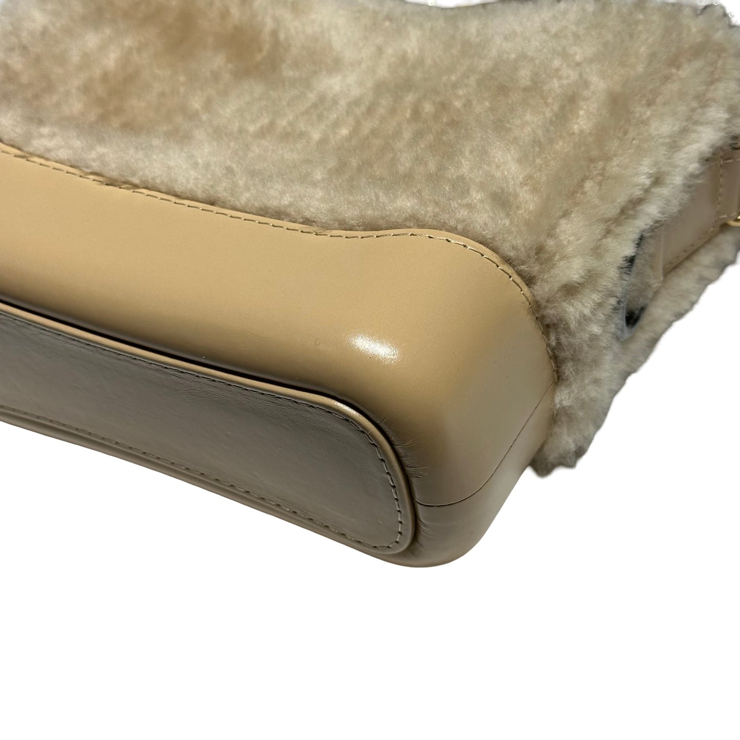 CHANEL GABRIELLE SMALL BEIGE SHEARLING [3000156]