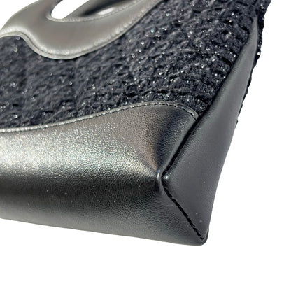 New CHANEL Cross Body Bag Black GHW