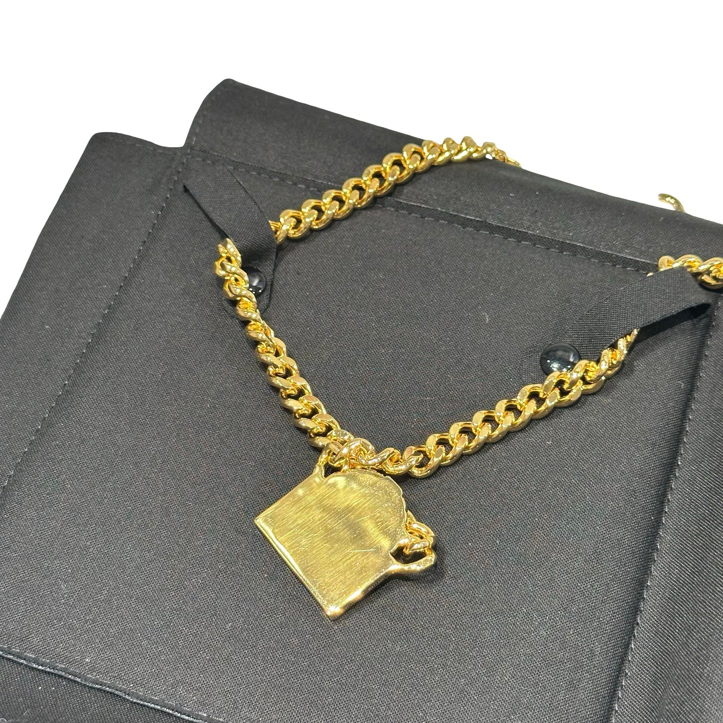 Unused CHANEL Necklace Gold