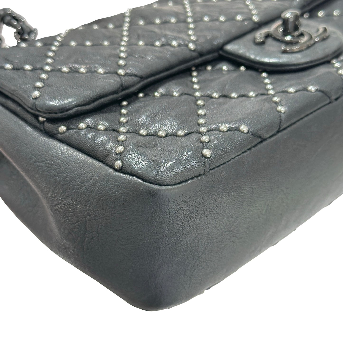 Used CHANEL Lambskin Leather Flap Shoulder Bag Black