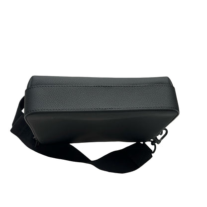 Unused LOUIS VUITTON Calfskin Leather Fastline Messenger Cross Body Bag Black