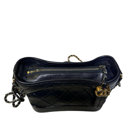Used CHANEL Calfskin Leather Chain Shoulder Bag Navy Blue GHW PHW