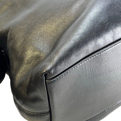 Used GUCCI Solid Medium Shoulder Shoulder Bag Black GHW