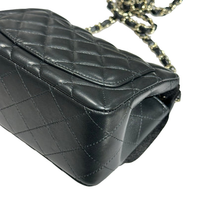 New Chanel Lambskin Leather Mini flap 17cm Cross Body Bag Black GHW