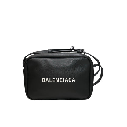 Used BALENCIAGA Calfskin Leather Crossbody Cross Body Bag Black PHW