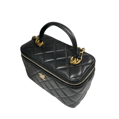 Used CHANEL Matelassé Lambskin Vanity Case Vanity case Black Gold