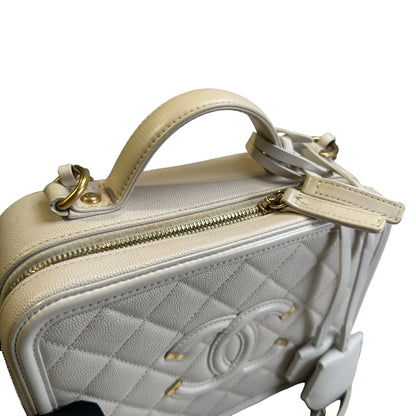 Used CHANEL Quilted Caviar Vanity Case Vanity case White
