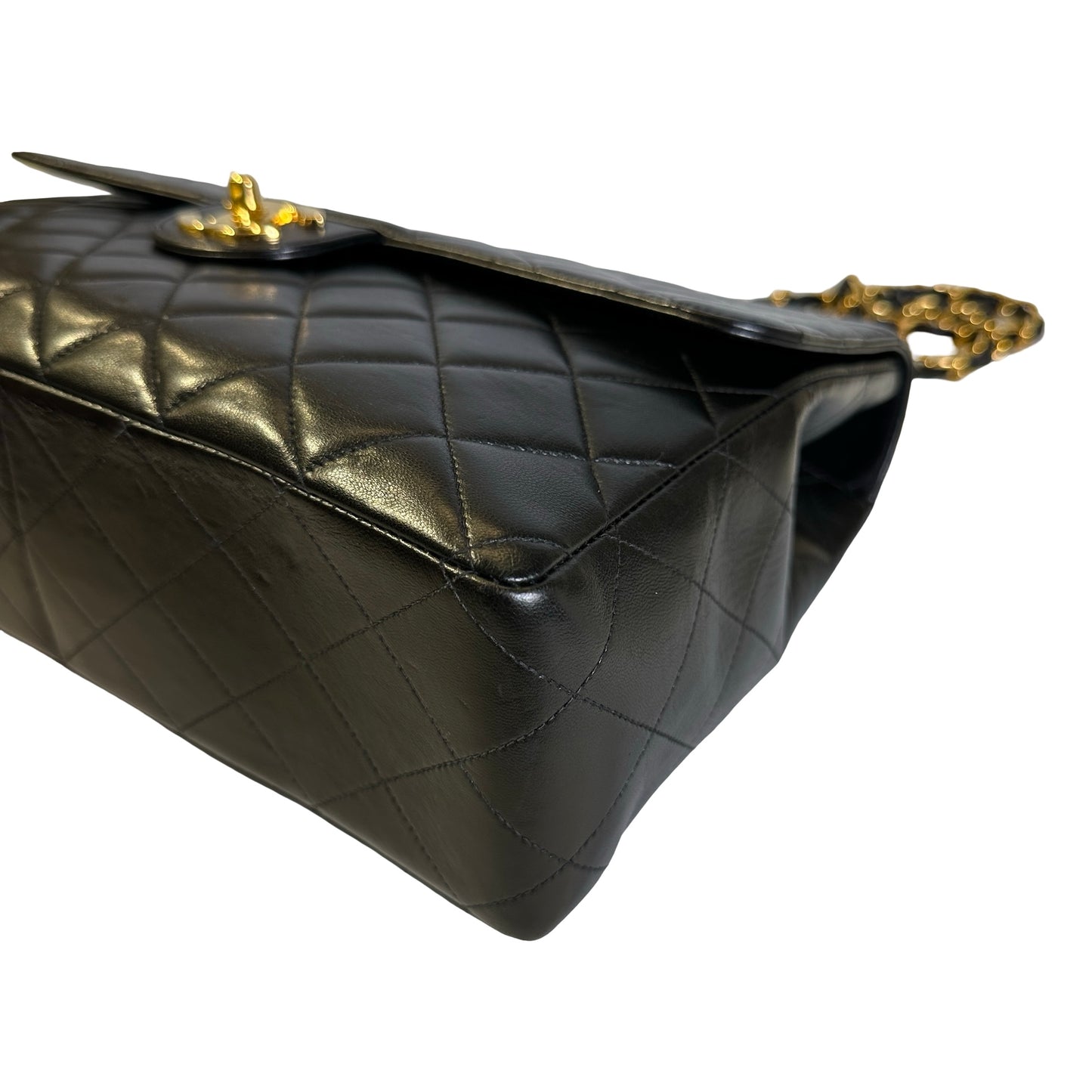 Used CHANEL Quilted Lambskin Vintage Classic Flap Chain Shoulder Bag Black Gold